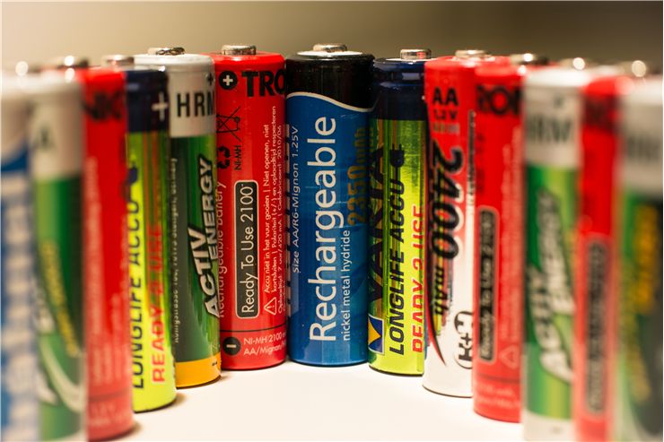 Picture Of Different Batteries